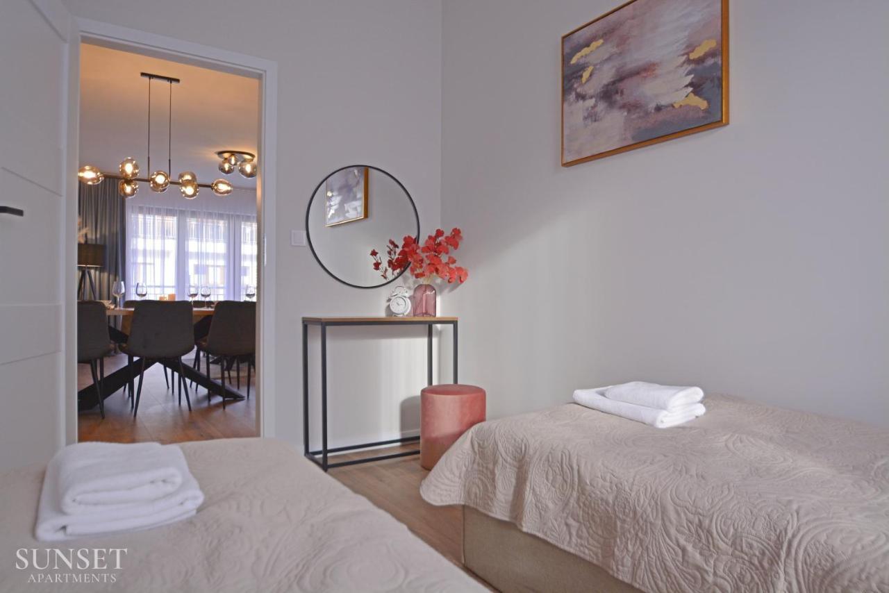 Platan - Sunset Apartments - Garaz Свиноуйсьце Экстерьер фото